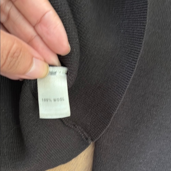 St. John collection mock turtleneck size S - Picture 4 of 4